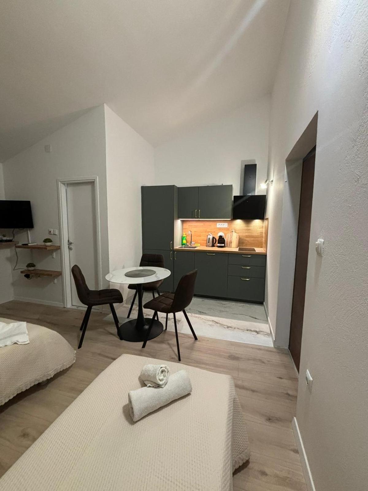 Grgo Apartments دراغ المظهر الخارجي الصورة